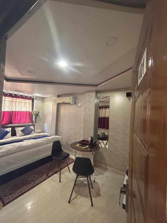 Hotel Ankit Near Assi Ghat พาราณสี ภายนอก รูปภาพ